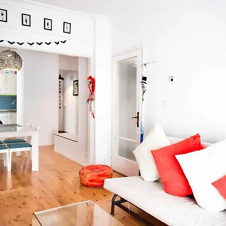 #james Dean Apt By Halu! Apartment